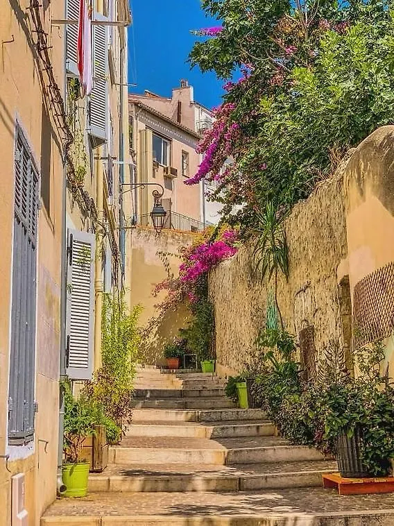 Ferienwohnung Grand Duplex T2 - Plein Coeur Historique Et Du Port Marseilles Apartment